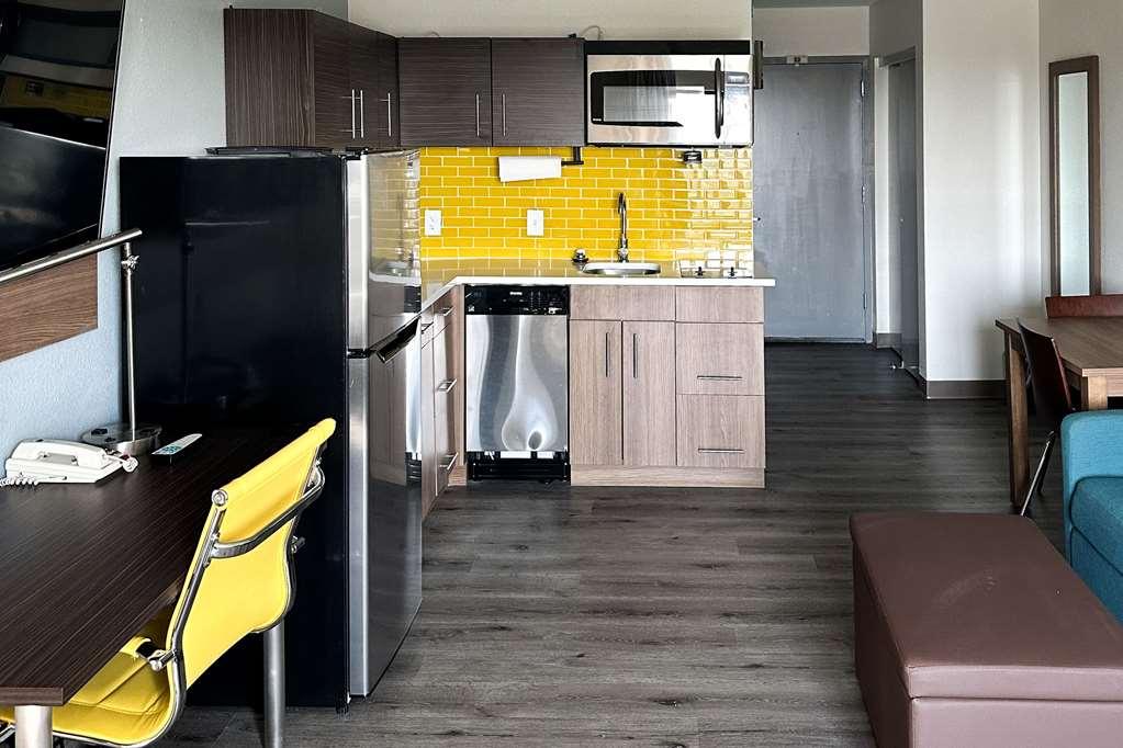 Mainstay Suites Conover-Hickory Oda fotoğraf